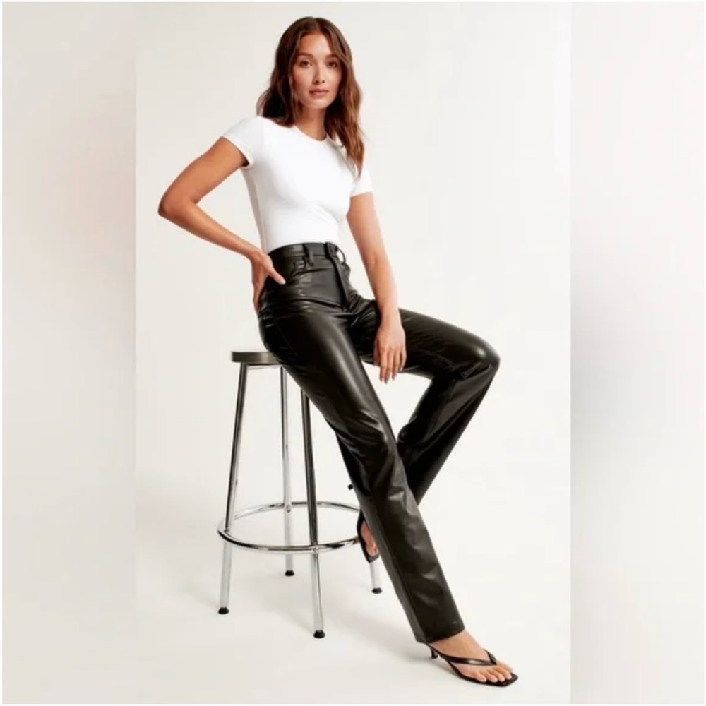 Abercrombie & Fitch The 90’s Straight Ultra High Rise Faux Leather Pants